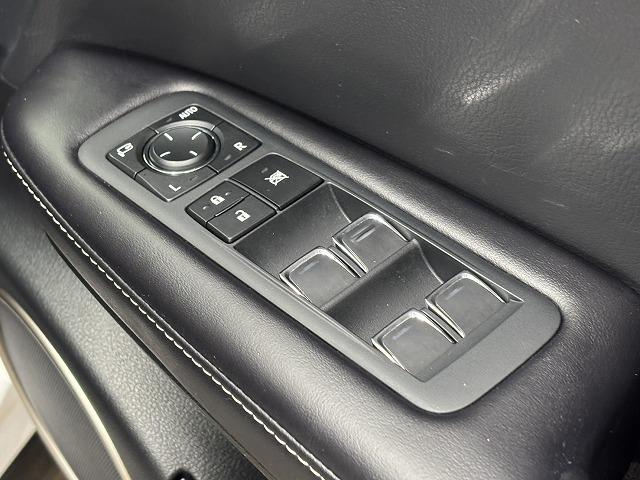 ＲＸ ＲＸ４５０ｈ　Ｆスポーツ　ＴＲＤエアロ／ＴＲＤマフラー／全周囲／全席シートヒーター／セカンドパワーシート／純正１２．３型ナビ地デジ／ベンチレーション／ＢＳＭ／追従クルコン／パワーバックドア／オートハイビーム／ＬＥＤ／ＥＴＣ（39枚目）