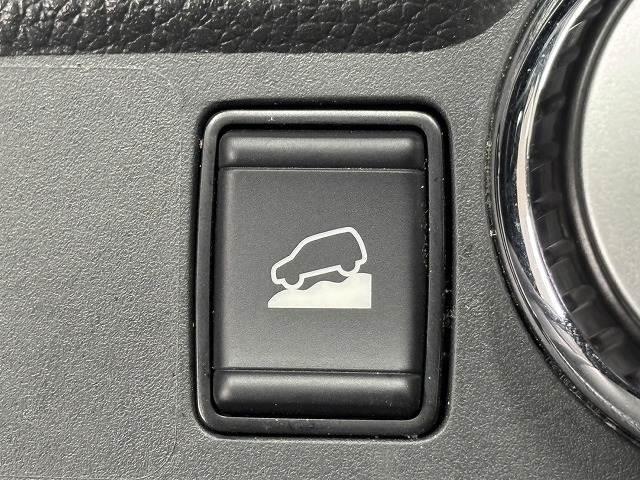 エクストレイル 20X フリップダウンモニター/純正9インチナビ/地デジ/全周囲/デジタルインナーミラー/パワーバックドア/ダウンヒルアシスト/アイドリングストップ/スマートキー/プッシュスタート/ETC(11枚目)