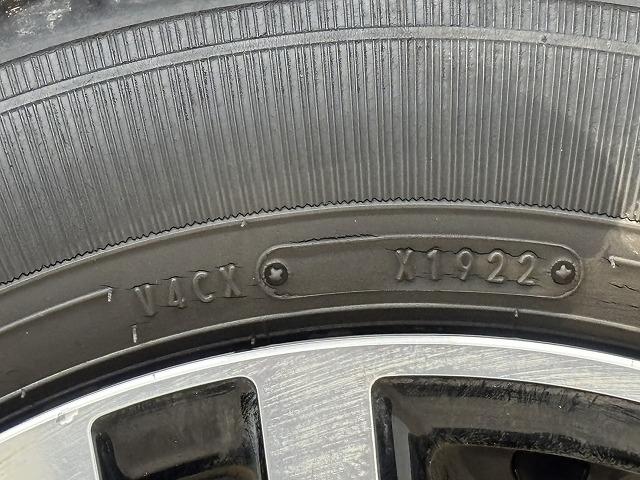 ルーミー □カスタムＧ　純正９インチナビ／全周囲／ＬＥＤヘッドライト／衝突軽減ブレーキ／レーダークルコン／クリアランスソナー／アイドリングストップ／両側電動スライド／ＥＴＣ／地デジ／Ｂｌｕｅｔｏｏｔｈ／スマートキー／（39枚目）