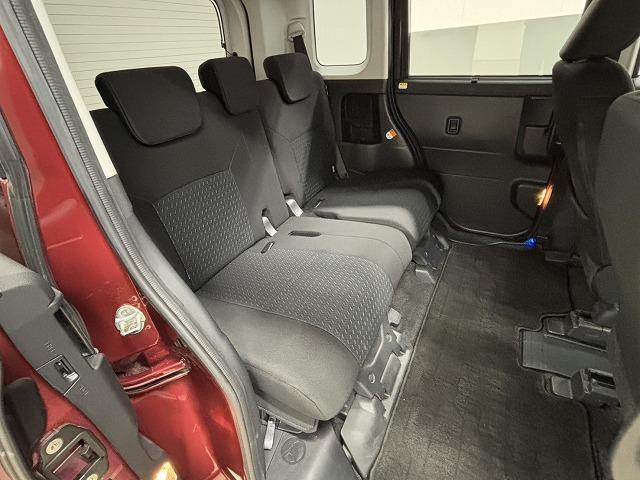 ルーミー □カスタムＧ　純正９インチナビ／全周囲／ＬＥＤヘッドライト／衝突軽減ブレーキ／レーダークルコン／クリアランスソナー／アイドリングストップ／両側電動スライド／ＥＴＣ／地デジ／Ｂｌｕｅｔｏｏｔｈ／スマートキー／（47枚目）