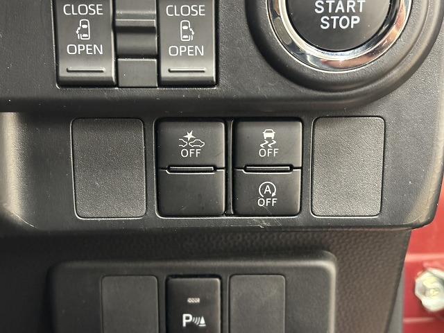 ルーミー □カスタムＧ　純正９インチナビ／全周囲／ＬＥＤヘッドライト／衝突軽減ブレーキ／レーダークルコン／クリアランスソナー／アイドリングストップ／両側電動スライド／ＥＴＣ／地デジ／Ｂｌｕｅｔｏｏｔｈ／スマートキー／（76枚目）