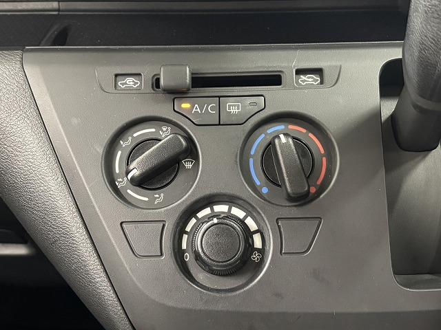 デイズ S メモリナビ/地デジ/Bluetooth/CD・DVD/ETC/オートライト/アイドリングストップ/キーレスキー/パワーウィンドウ/レベライザー(52枚目)