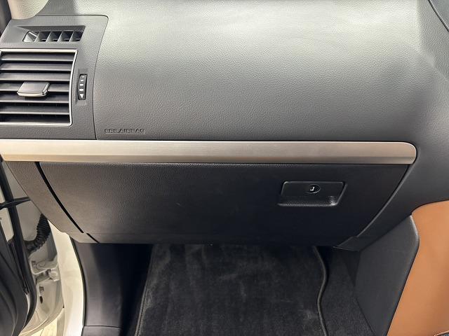 ランドクルーザープラド ＴＸ　Ｌパッケージ　７０ｔｈアニバーサリーリミテッド　サンルーフ／黒ルーフレール／茶革／純正９インチナビ／全周囲／ベンチレーション／追従クルコン／レーンキープアシスト／パワーシート／ＬＥＤヘッドライト／オートハイビーム／ＢＳＭ／ＥＴＣ（36枚目）