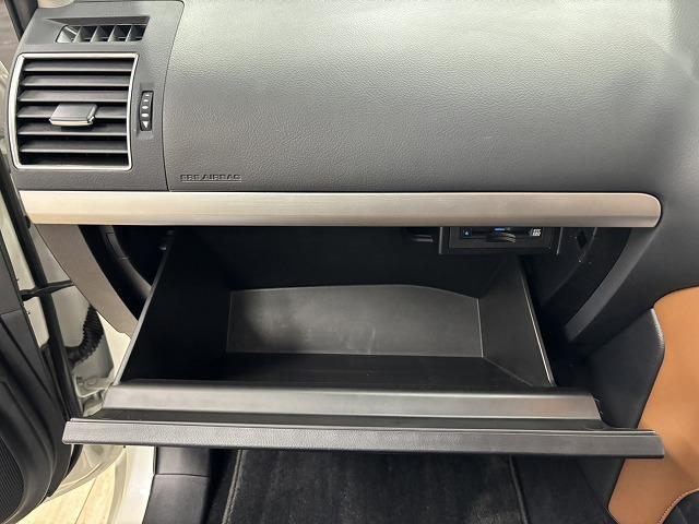 ランドクルーザープラド ＴＸ　Ｌパッケージ　７０ｔｈアニバーサリーリミテッド　サンルーフ／黒ルーフレール／茶革／純正９インチナビ／全周囲／ベンチレーション／追従クルコン／レーンキープアシスト／パワーシート／ＬＥＤヘッドライト／オートハイビーム／ＢＳＭ／ＥＴＣ（37枚目）