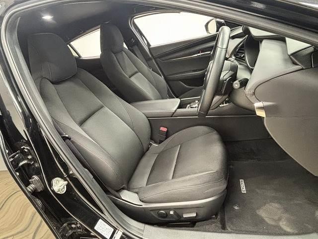 �e��u�����h�̃V�[�g�J�o�[�̎�舵�����������܂��B�܂��A���ЃI���W�i���t���A�}�b�g�����p�ӂ��Ă���܂��B�����̈��Ԃ��A�����W���Ă݂Ă͂������ł��傤���B