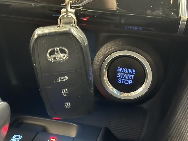 ハリアー □Ｚ　ＪＢＬ／デジタルミラー／パワーバックドア／純正１２．３型ナビ地デジ／バックカメラ／追従クルコン／衝突軽減／ＢＳＭ／オートハイビーム／ＥＴＣ／ＬＥＤヘッドライト／スマートキー／オートライト（61枚目）