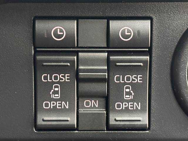 �y�����d���X���C�h�h�A�z�B�����̃X���C�h�h�A��d���ō쓮���Ă���܂��B