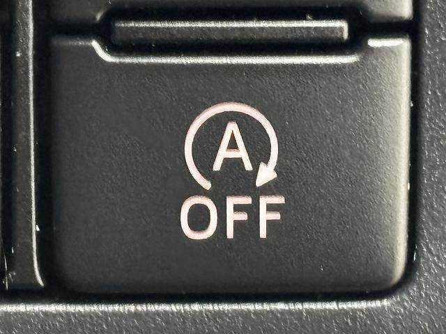 �y�A�C�h�����O�X�g�b�v�z�u���[�L�𓥂�ł���ƃG���W������~��ԂɂȂ�A��Ԏ��ԂɔR��������Ȃ��̂ŁA�u�R��̐ߖ�v�Ɓu���v�ɔz�������@�\�ł��B