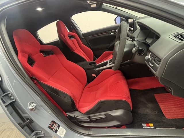 シビック タイプR ワンオーナー/純正9型ナビ地デジ/Bluetooth搭載/バックカメラ/6速MT/追従クルコン/クリアランスソナー/ETC/LEDヘッドライト/スマートキー/オートエアコン/純正19インチAW(33枚目)