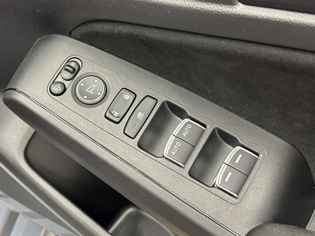 シビック タイプR ワンオーナー/純正9型ナビ地デジ/Bluetooth搭載/バックカメラ/6速MT/追従クルコン/クリアランスソナー/ETC/LEDヘッドライト/スマートキー/オートエアコン/純正19インチAW(40枚目)