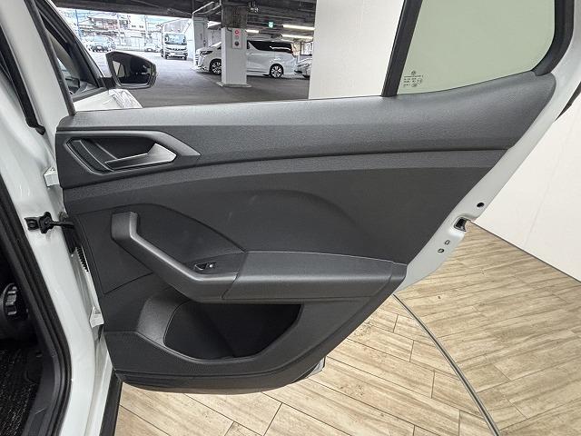 T-クロス TSI アクティブ 純正ナビ/バックカメラ/追従クルコン/クリアランスソナー/パーキングアシスト/アイドリングストップ/BSM/ETC/LEDヘッドライト/オートライト/スマートキー/プッシュスタート(79枚目)