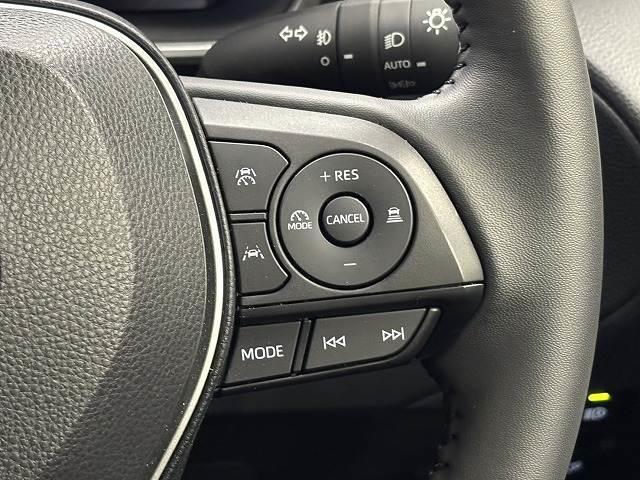 �y�A�_�v�e�B�u�N���[�Y�R���g���[���V�X�e���z�������s��A�a�؂ł̑��s���ł��A��s�ԂƂ̎ԊԂ��ێ����Ȃ���̑��s���\��