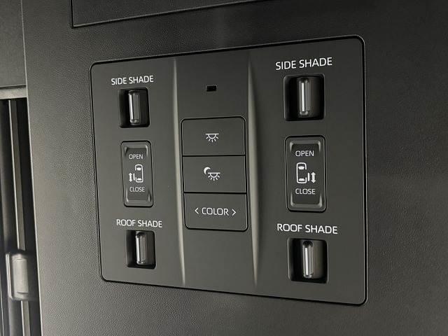 ����~�j�o���̒�ԑ����ƂȂ����y�����d���X���C�h�h�A�z�B�����̃X���C�h�h�A��d���ō쓮���Ă���܂��B