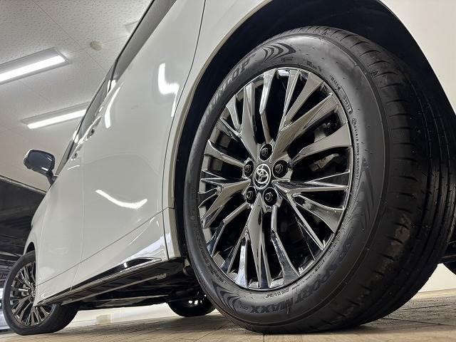 �����P�X�C���`�A���~�z�C�[���𑕔��I