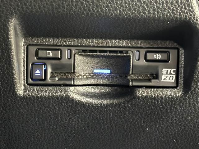 ヴォクシー S-Z 純正10インチナビ/CD・DVD/地デジ/バックカメラ/ETC2.0/追従クルコン/レーンキープアシスト/シートヒーター/LEDヘッドライト/オートハイビーム/両側電動スライド/Wエアコン/(12枚目)