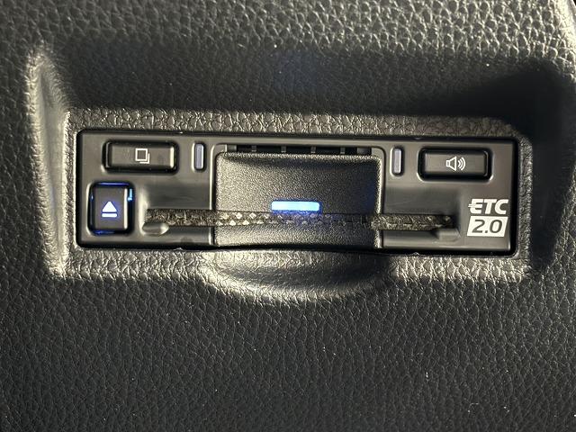 ヴォクシー S-Z 純正10インチナビ/CD・DVD/地デジ/バックカメラ/ETC2.0/追従クルコン/レーンキープアシスト/シートヒーター/LEDヘッドライト/オートハイビーム/両側電動スライド/Wエアコン/(70枚目)