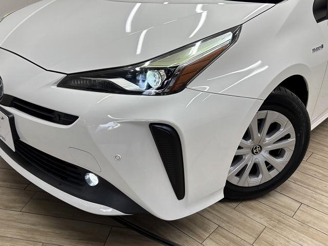 プリウス Ｓ　純正ナビ／地デジ／バックカメラ／追従クルコン／レーンキープアシスト／ＬＥＤヘッドライト／オートハイビーム／ＥＶモード／スマートキー／プッシュスタート／Ｂｌｕｅｔｏｏｔｈ／オートライト／オートエアコン（30枚目）