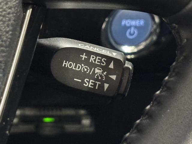 プリウス Ｓ　純正ナビ／地デジ／バックカメラ／追従クルコン／レーンキープアシスト／ＬＥＤヘッドライト／オートハイビーム／ＥＶモード／スマートキー／プッシュスタート／Ｂｌｕｅｔｏｏｔｈ／オートライト／オートエアコン（59枚目）