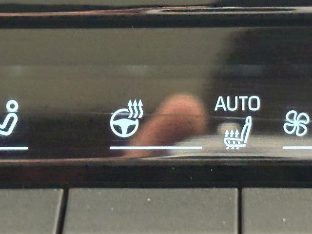 クラウンクロスオーバー ＲＳ　“Ａｄｖａｎｃｅｄ”　ワンオーナー／サンルーフ／デジタルインナーミラー／全周囲／１２．３インチナビ／トヨタチームメイト／追従クルコン／ＢＳＭ／パワーシート／シートベンチレーション／パワーバックドア／オートハイビーム／ＥＴＣ（60枚目）