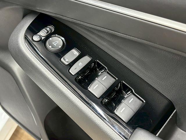 ヴェゼル e:HEV Z 純正9型ナビ/パワーバックドア/シートヒーター/Bluetooth/追従クルコン/BSM/衝突軽減/クリアランスソナー/ダウンヒルアシスト/LEDヘッドライト/ETC/スマートキー/パドルシフト(39枚目)