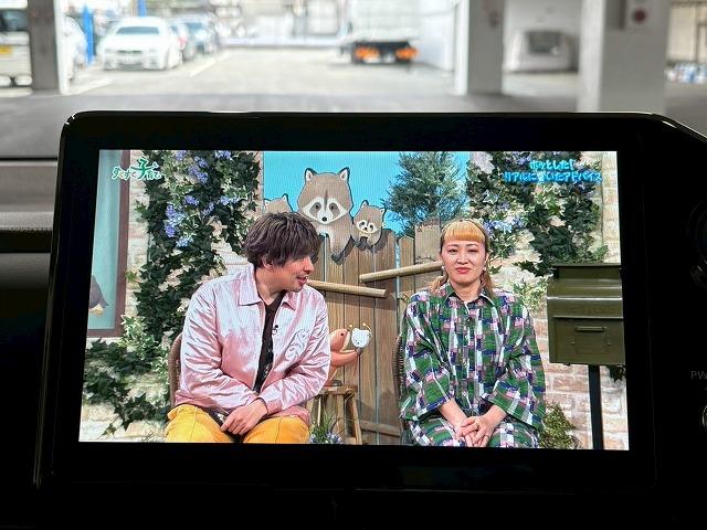 ヴォクシー Ｓ－Ｚ　純正１０．５インチナビ／１４インチ後席フリップダウンモニター／３眼ＬＥＤヘッドライト／アドバンストドライブ／追従クルコン／レーンキープアシスト／シートヒーター／ＣＤ・ＤＶＤ／バックカメラ（49枚目）