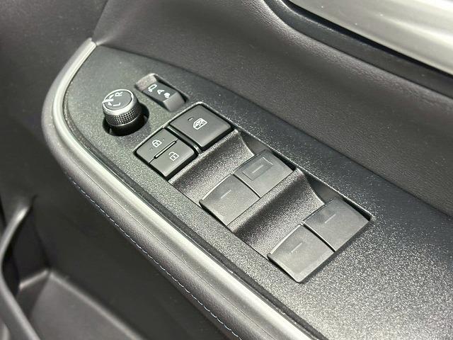 ヴォクシー Ｓ－Ｚ　純正１０．５インチナビ／１４インチ後席フリップダウンモニター／３眼ＬＥＤヘッドライト／アドバンストドライブ／追従クルコン／レーンキープアシスト／シートヒーター／ＣＤ・ＤＶＤ／バックカメラ（78枚目）