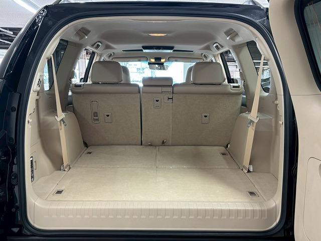 ランドクルーザープラド ＴＸ　Ｌパッケージ　７人乗り／サンルーフ／９型ナビ地デジ／バックカメラ／革シート／追従クルコン／パワーシート／シートベンチレーション／オートハイビーム／ＬＥＤヘッドライト／ＥＴＣ／スマートキー／オートエアコン（44枚目）