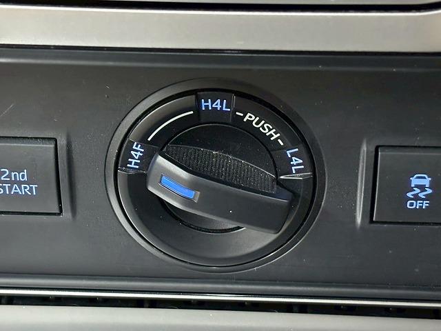 ランドクルーザープラド ＴＸ　Ｌパッケージ　７人乗り／サンルーフ／９型ナビ地デジ／バックカメラ／革シート／追従クルコン／パワーシート／シートベンチレーション／オートハイビーム／ＬＥＤヘッドライト／ＥＴＣ／スマートキー／オートエアコン（62枚目）
