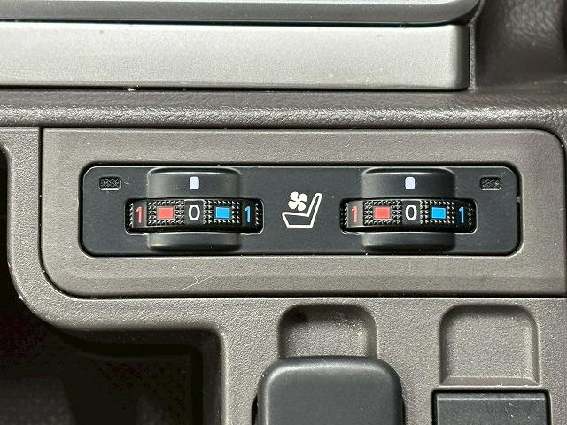 ランドクルーザープラド ＴＸ　Ｌパッケージ　７人乗り／サンルーフ／９型ナビ地デジ／バックカメラ／革シート／追従クルコン／パワーシート／シートベンチレーション／オートハイビーム／ＬＥＤヘッドライト／ＥＴＣ／スマートキー／オートエアコン（66枚目）