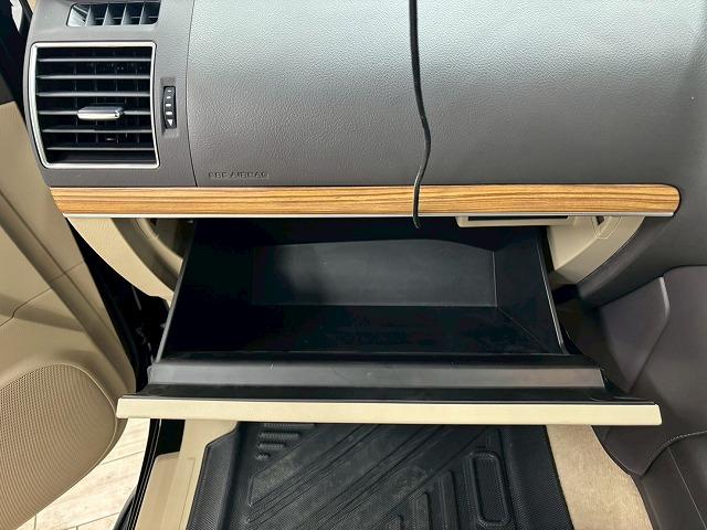 ランドクルーザープラド ＴＸ　Ｌパッケージ　７人乗り／サンルーフ／９型ナビ地デジ／バックカメラ／革シート／追従クルコン／パワーシート／シートベンチレーション／オートハイビーム／ＬＥＤヘッドライト／ＥＴＣ／スマートキー／オートエアコン（74枚目）