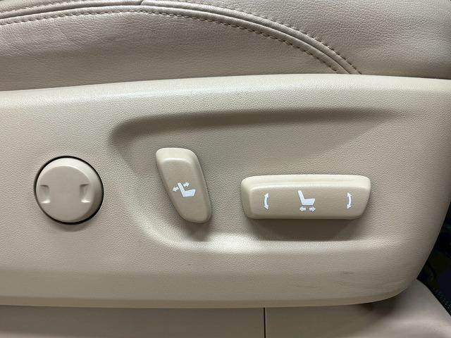 ランドクルーザープラド ＴＸ　Ｌパッケージ　７人乗り／サンルーフ／９型ナビ地デジ／バックカメラ／革シート／追従クルコン／パワーシート／シートベンチレーション／オートハイビーム／ＬＥＤヘッドライト／ＥＴＣ／スマートキー／オートエアコン（76枚目）