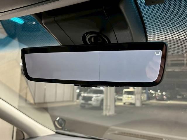 アルファード Ｓ“Ｃ　パッケージ”　サンルーフ／１２．１型フリップダウン／デジタルミラー／純正９型ナビ地デジ／ＣＤ・ＤＶＤ／バックカメラ／黒革／シートベンチレーション／両側電動／パワーバックドア／追従クルコン／ＢＳＭ／オートハイビーム（9枚目）