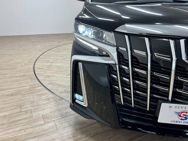 アルファード Ｓ“Ｃ　パッケージ”　サンルーフ／１２．１型フリップダウン／デジタルミラー／純正９型ナビ地デジ／ＣＤ・ＤＶＤ／バックカメラ／黒革／シートベンチレーション／両側電動／パワーバックドア／追従クルコン／ＢＳＭ／オートハイビーム（33枚目）