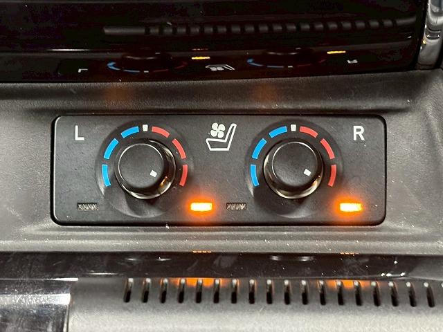 アルファード Ｓ“Ｃ　パッケージ”　サンルーフ／１２．１型フリップダウン／デジタルミラー／純正９型ナビ地デジ／ＣＤ・ＤＶＤ／バックカメラ／黒革／シートベンチレーション／両側電動／パワーバックドア／追従クルコン／ＢＳＭ／オートハイビーム（57枚目）