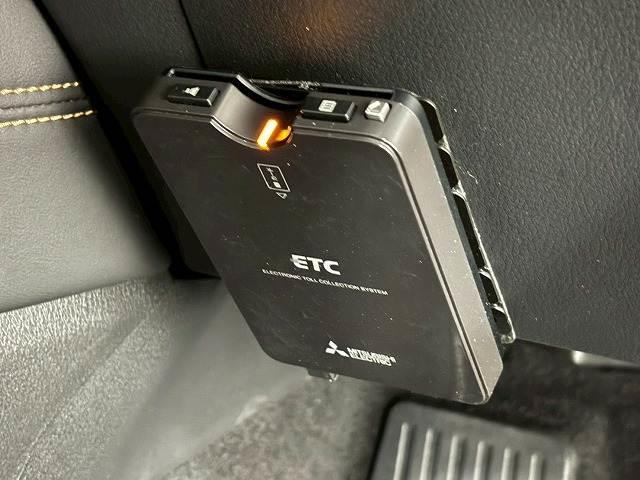 ＣＸ－６０ ＸＤ　Ｌパッケージ　純正１２．３インチナビ／全方位カメラ／黒革／ＢＳＭ／ＥＴＣ／追従クルコン／レーンキープアシスト／パワーバックドア／パワーシート／シートメモリー／シートヒーター／ステアリングヒーター／クリアランスソナー（12枚目）