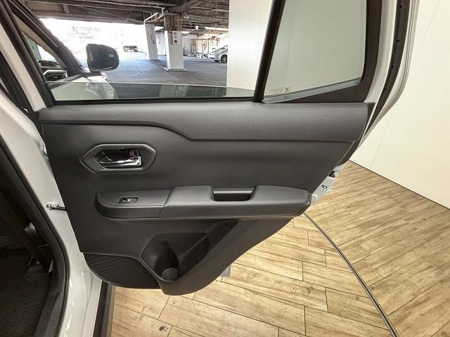 ライズ Ｚ　追従クルコン／レーンキープアシスト／電動パーキングブレーキ／シートヒーター／メモリナビ／バックカメラ／衝突軽減／クリアランスソナー／アイドリングストップ／ＬＥＤヘッドライト／オートハイビーム／ＥＴＣ（41枚目）