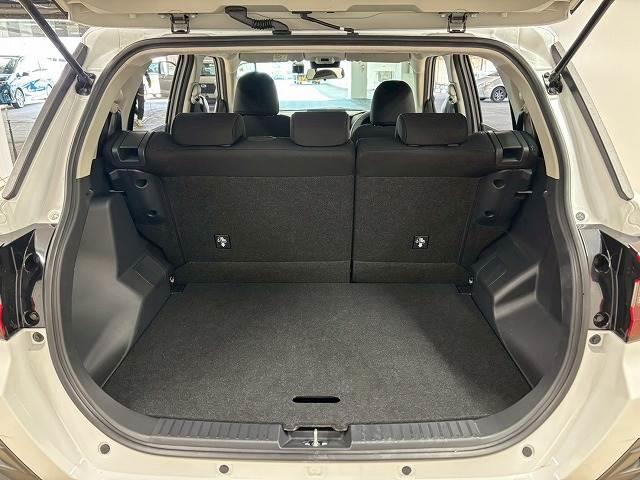 ライズ Ｚ　追従クルコン／レーンキープアシスト／電動パーキングブレーキ／シートヒーター／メモリナビ／バックカメラ／衝突軽減／クリアランスソナー／アイドリングストップ／ＬＥＤヘッドライト／オートハイビーム／ＥＴＣ（13枚目）