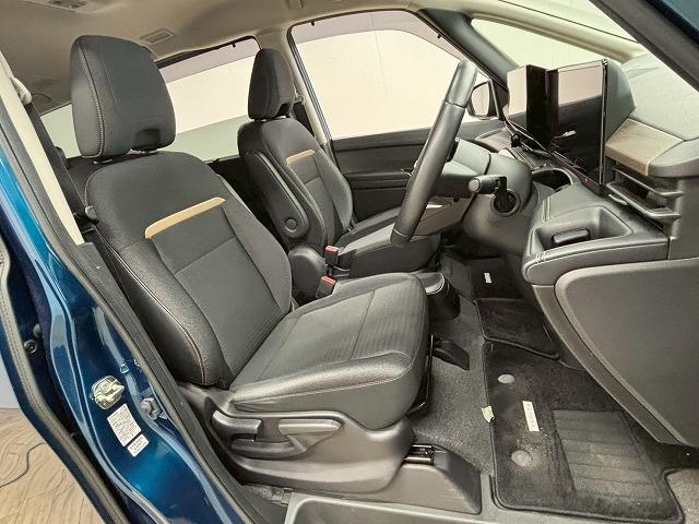 セレナ ｅ－パワー　ハイウェイスターＶ　純正１２．３インチナビ／プロパイロット／アラウンドビューモニター／パーキングアシスト／デジタルインナーミラー／ＥＴＣ／ＬＥＤヘッドライト／両側電動スライド／スマートキー（33枚目）