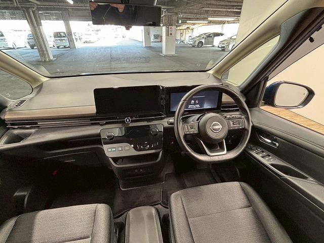 セレナ ｅ－パワー　ハイウェイスターＶ　純正１２．３インチナビ／プロパイロット／アラウンドビューモニター／パーキングアシスト／デジタルインナーミラー／ＥＴＣ／ＬＥＤヘッドライト／両側電動スライド／スマートキー（45枚目）