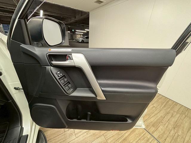 トヨタ&nbsp;ランドクルーザープラドの画像37