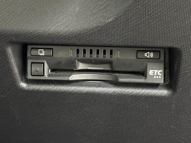 アクア Gソフトレザーセレクション 純正ナビ/バックカメラ/白革/トヨタセーフティ/地デジ/クルーズコントロール/レーンキープアシスト/シートヒーター/LEDヘッドライト/オートハイビーム/スマートキー/プッシュスタート(12枚目)