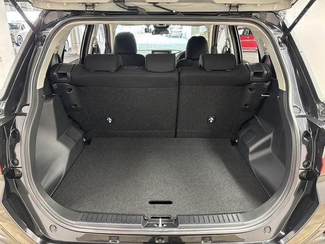 ライズ Ｚ　純正エアロ／純正ナビ／地デジ／バックカメラ／ＢＳＭ／シートヒーター／追従クルコン／レーンキープアシスト／クリアランスソナー／アイドリングストップ／ＥＴＣ／ＬＥＤヘッドライト／オートハイビーム（13枚目）