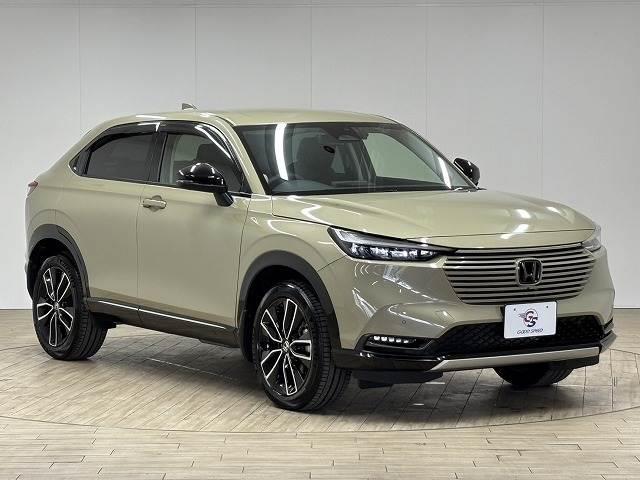 ヴェゼル e:HEV Z 全周囲/プレミアムオーディオ/9インチナビ/ワンオーナー/衝突軽減ブレーキ/追従クルコン/レーンキープアシスト/パワーバックドア/クリアランスソナー/シートヒーター/BSM/ETC/LEDヘッドライト(14枚目)