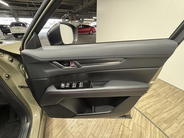 CX-5 XD ブラックトーンエディション 全周囲/純正10.25インチナビ/パワーバックドア/BSM/地デジ/追従クルコン/レーンキープアシスト/パワーバックドア/アイドリングストップ/クリアランスソナー/パワーシート/シートメモリー(44枚目)