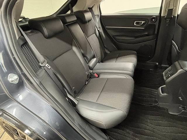 ヴェゼル e:HEV Z 全周囲/プレミアムオーディオ/純正9インチナビ/追従クルコン/レーンキープアシスト/パワーバックドア/クリアランスソナ-/BSM/ETC2.0/シートヒーター/LEDヘッドライト/オートハイビーム(6枚目)