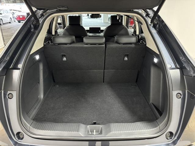 ヴェゼル e:HEV Z 全周囲/プレミアムオーディオ/純正9インチナビ/追従クルコン/レーンキープアシスト/パワーバックドア/クリアランスソナ-/BSM/ETC2.0/シートヒーター/LEDヘッドライト/オートハイビーム(46枚目)