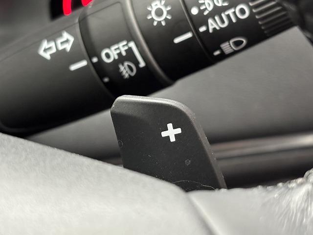 ヴェゼル e:HEV Z 全周囲/プレミアムオーディオ/純正9インチナビ/追従クルコン/レーンキープアシスト/パワーバックドア/クリアランスソナ-/BSM/ETC2.0/シートヒーター/LEDヘッドライト/オートハイビーム(50枚目)