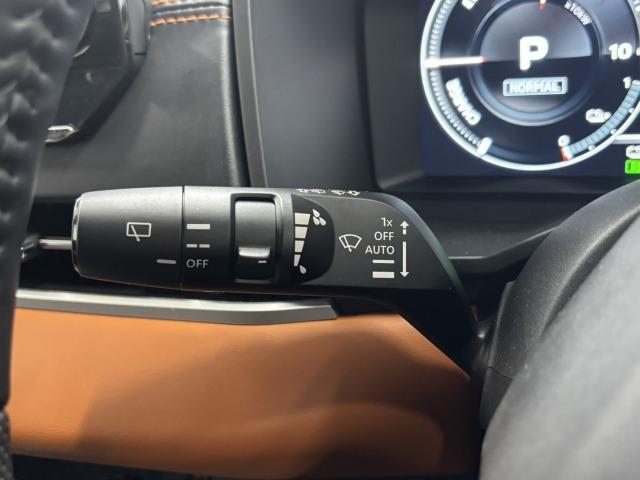 アウトランダーPHEV P BOSE/セミアニリン革/全周囲/純正9型ナビ地デジ/レーダークルコン/BSM/パワーシート/シートヒーター/ステアリングヒーター/パワーバックドア/AC1500W/ETC/LEDヘッドライト(32枚目)