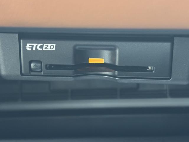 アウトランダーPHEV P BOSE/セミアニリン革/全周囲/純正9型ナビ地デジ/レーダークルコン/BSM/パワーシート/シートヒーター/ステアリングヒーター/パワーバックドア/AC1500W/ETC/LEDヘッドライト(42枚目)