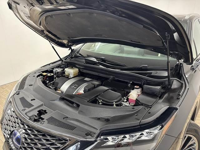 RX RX450h “F SPORT” パノラマルーフ/全周囲/黒革シート/三眼LEDヘッドライト/純正12.3インチナビ/地デジ/追従クルコン/レーンキープアシスト/パワーバックドア/BSM/ETC/ベンチレーション/シートメモリー(18枚目)